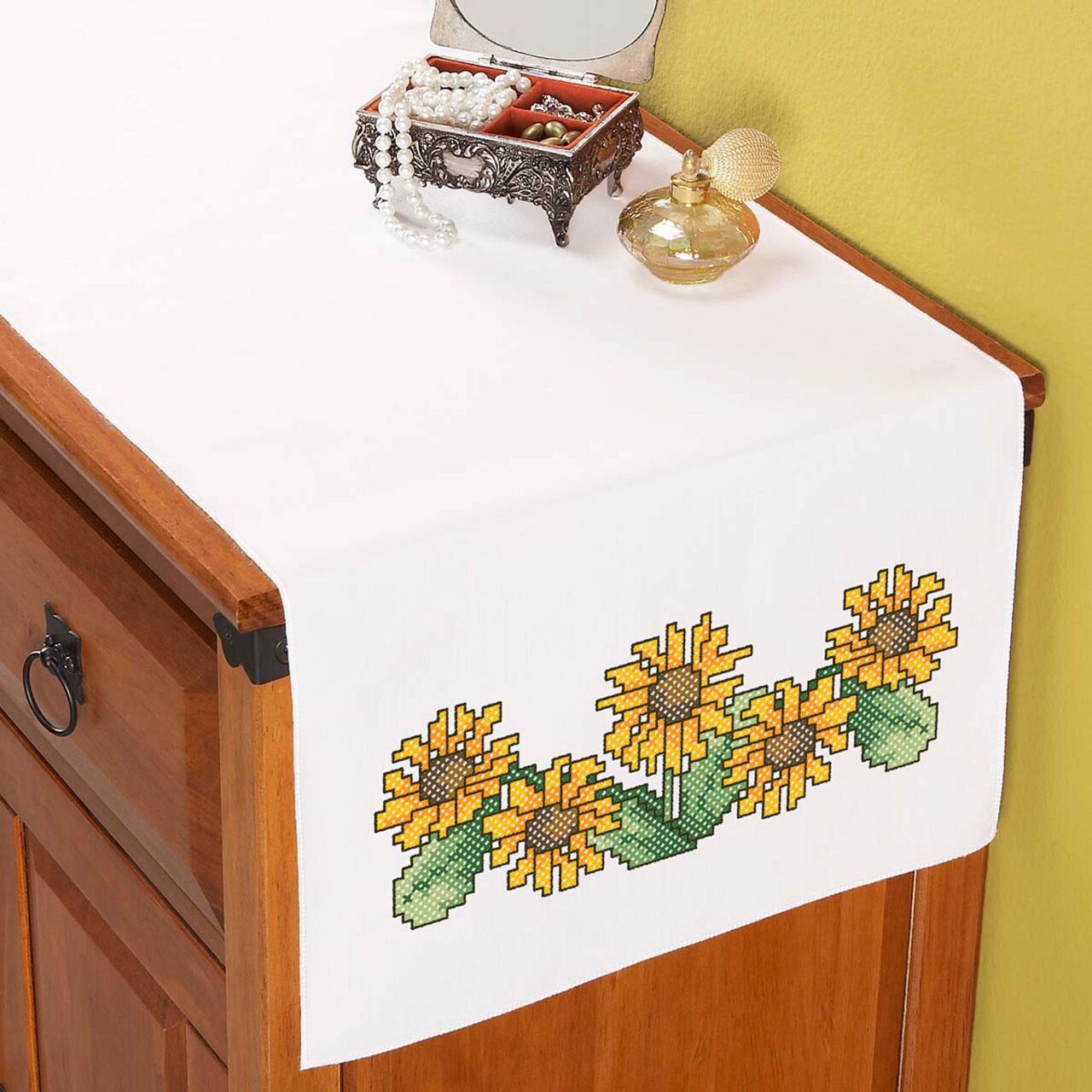 Herrschners Black-Eyed Susans Dresser Scarf Stamped Cross-Stitch